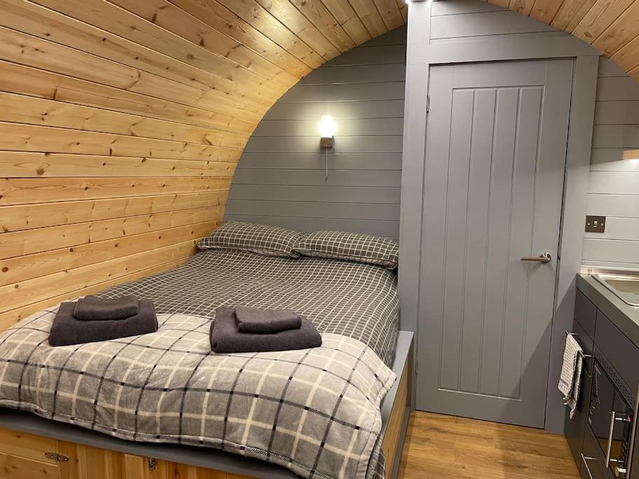 Апартаменты Bonny Wee Snug - Pod In Спин-Бридж Экстерьер фото