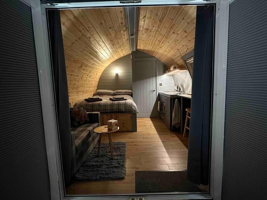 Апартаменты Bonny Wee Snug - Pod In Спин-Бридж Экстерьер фото